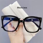 Retro Fashion Anti-Blue Light Glasses – Unisex Square Computer Eyewear - Image 10